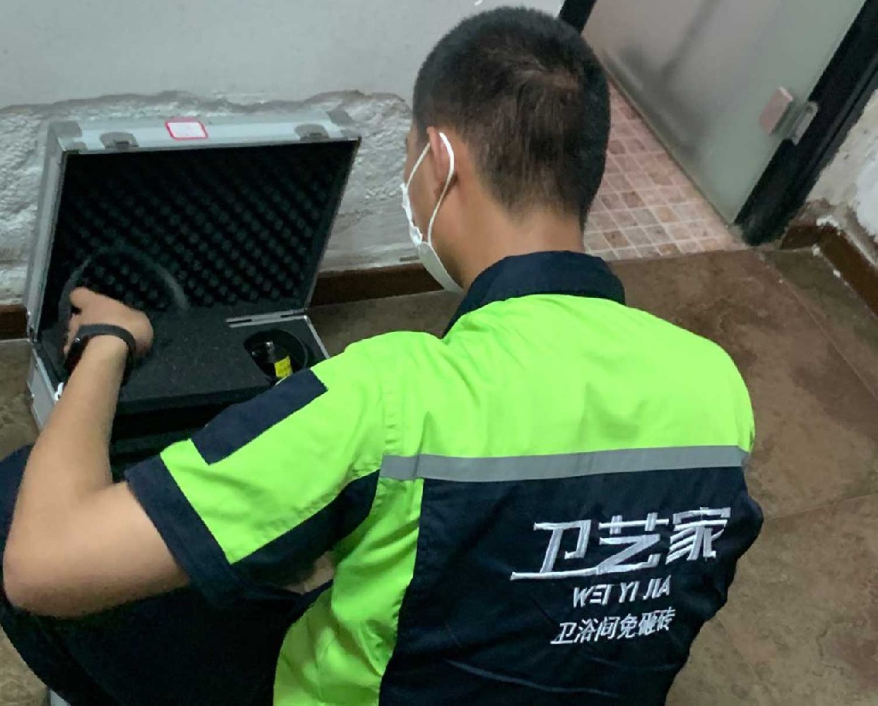 金华附近防水补漏师傅电话号码，24小时上门维修服务